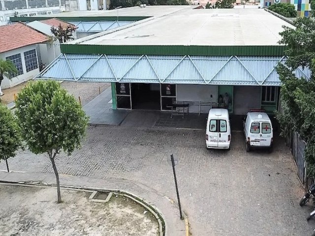 Justia atende pedido do MPCE e obriga gestores municipais a garantirem servios, plantes e medicamentos no Hospital Regional de Iguatu