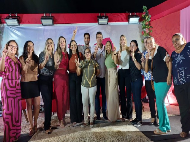 Evento rene centenas de mulheres em comemorao ao Dia Internacional da Mulher