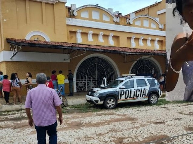 Mulher em situao de rua  encontrada morta no Largo da Reffsa, no Centro de Crato