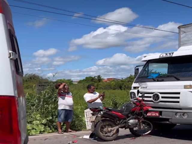 Acidente de trnsito com vtima fatal em Limoeiro do Norte