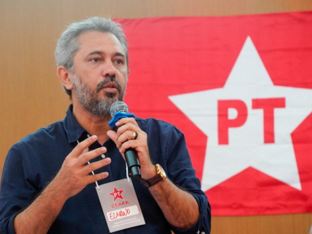 Elmano de Freitas Participa de Reunio do Diretrio Estadual do PT Cear