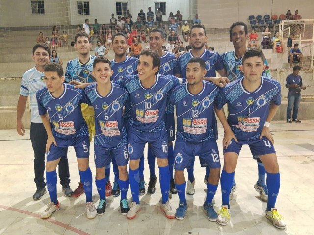 Cruzeiro/Ass derrota o Carnaubais em casa pelo Estadual de Futsal