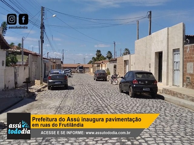 Prefeitura do Ass inaugura pavimentao em ruas do Frutilndia