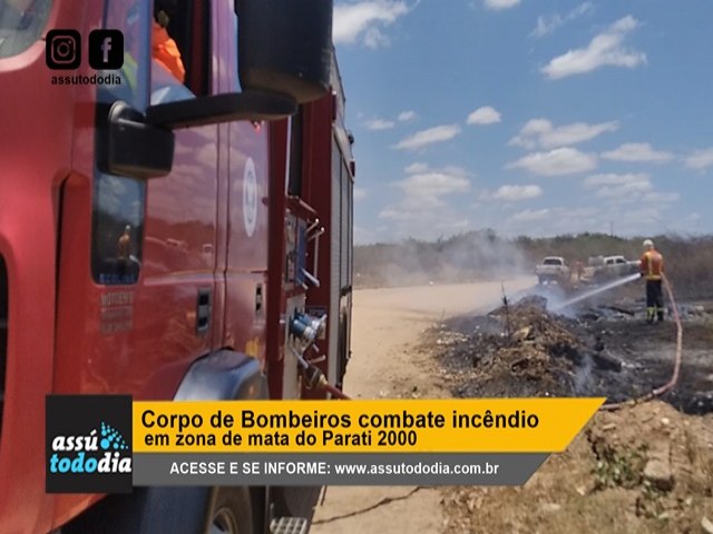 Corpo de Bombeiros combate incndio em zona de mata do Parati 2000 