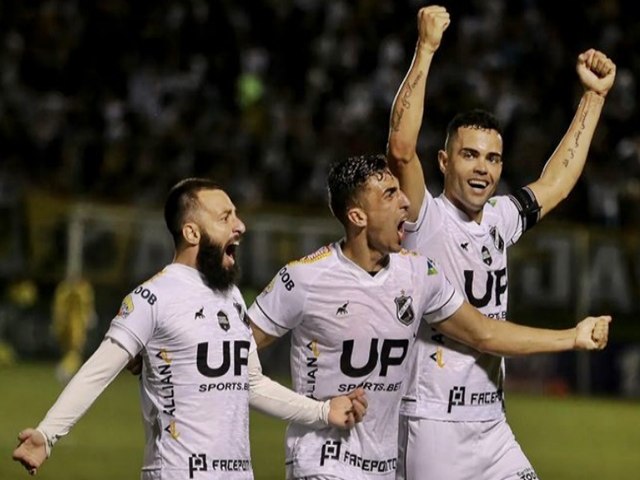 ABC vence o Paysandu e sobe para a Srie B