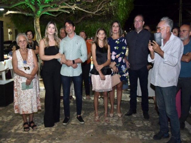 Executivo assuense participa de solenidade em homenagem a Joo Lenidas de Medeiros