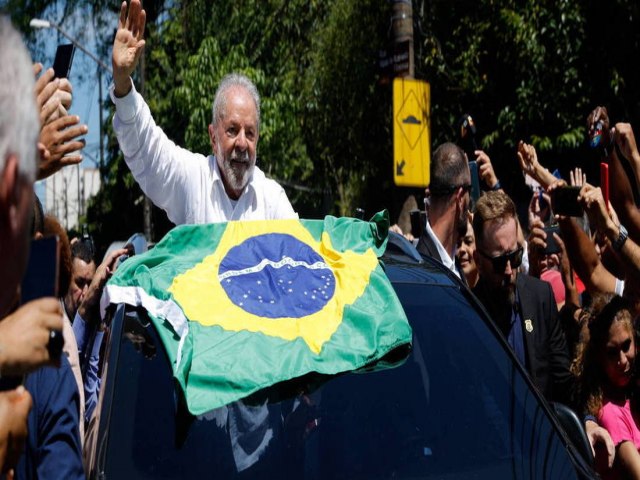 Lula  eleito presidente do Brasil pela terceira vez