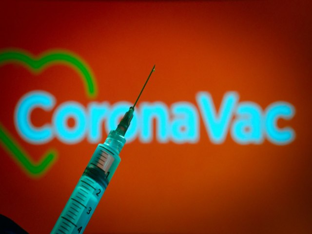 Ministrio da Sade compra 2,6 milhes de doses da Coronavac para imunizar crianas