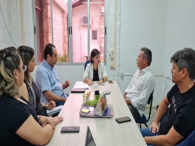 Reunio debate instalao do Centro de Minerao em Escala Industrial em Ass 