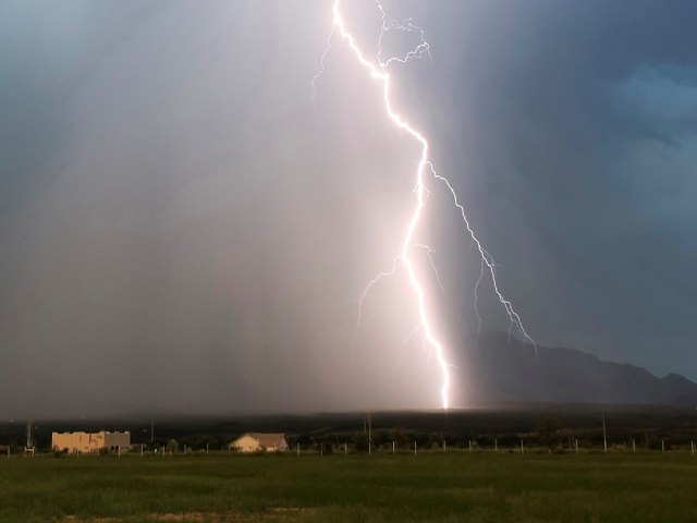 Em 37 dias, pouco mais de 15 mil raios caram no Rio Grande do Norte