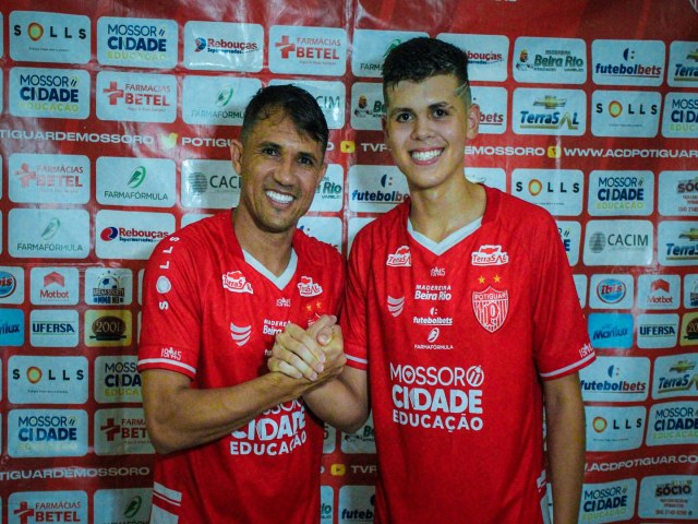 Pai e filho, Mrcio Mossor e Nikolas, realizam sonho de atuarem juntos pelo Potiguar