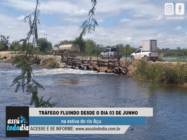 Trfego fluindo desde o dia 03 na estiva do rio Au 