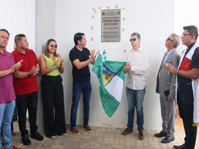 Prefeitura realiza entrega do novo cemitrio do Ass