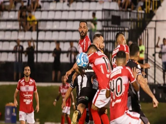 ABC perde por 2 a 1 para o CRB dentro de casa