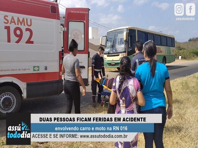 Duas pessoas ficam feridas em acidente envolvendo carro e moto na RN 016 