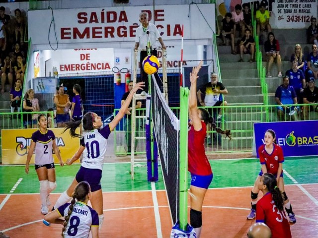 Comeou a Copa Jorge Guimares de vlei 