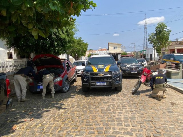 PRF, PM, PC E ITEP realizam operao conjunta de combate  circulao de veculos roubados em Pernambuco, Paraba, Rio Grande do Norte e Cear