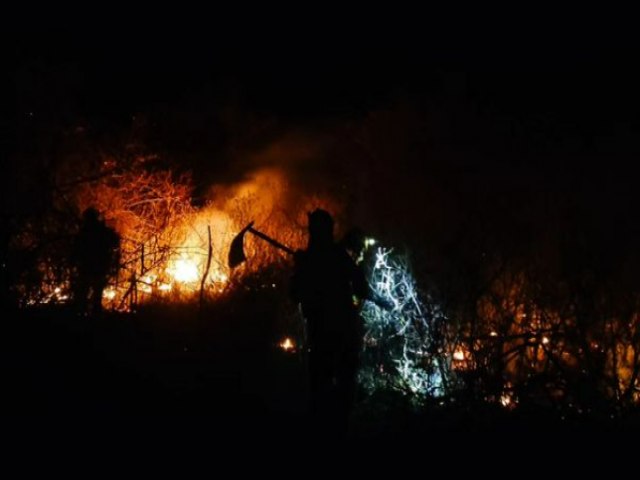 Corpo de Bombeiros Militar inicia stimo dia de combate a incndio na zona rural de So Rafael 