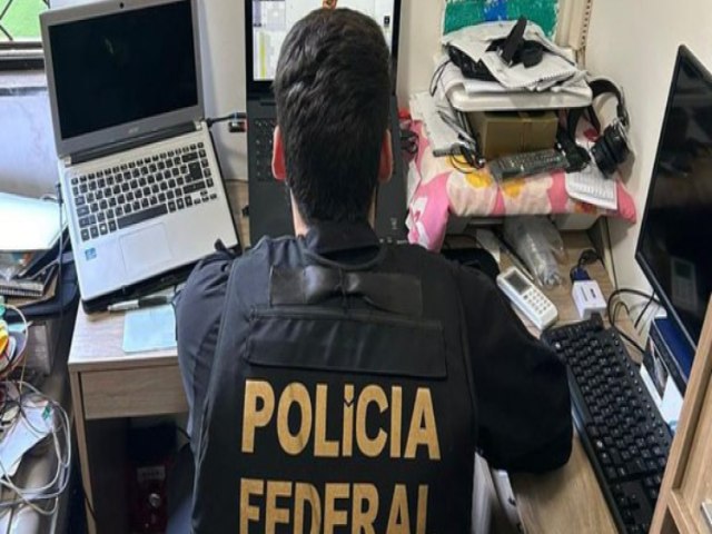 Polcia Federal cumpre mandado de busca e apreenso em Mossor durante operao contra abuso infantil