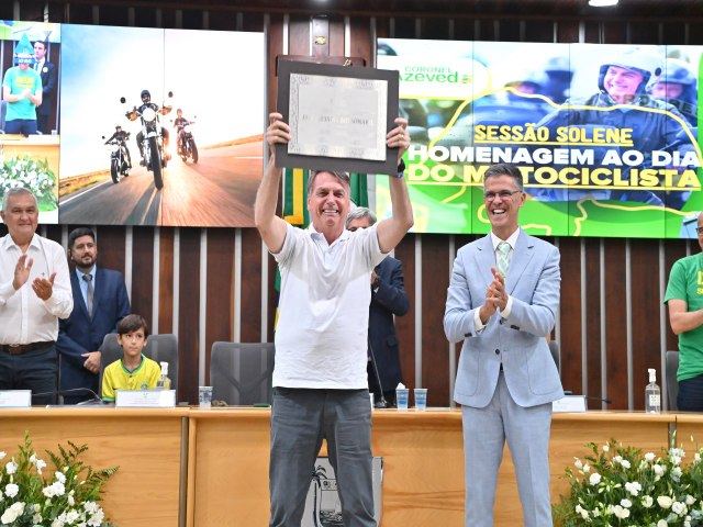 Em homenagem a Bolsonaro e motociclistas, deputado lança projeto Pilote Seguro