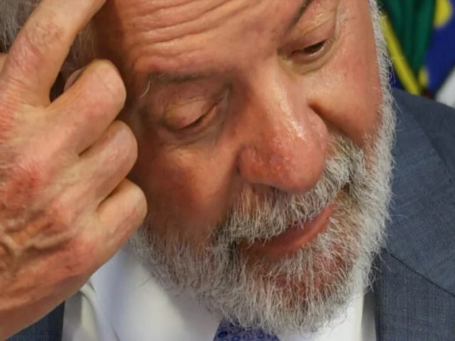 Datafolha: Reprovao de Lula  de 33% e aprovao, 35% 