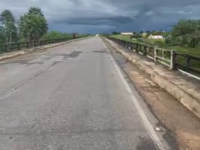 Ponte do Arapu na RN 118 est cedendo e corre risco de desabar 