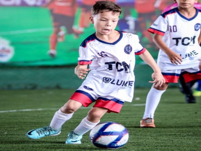 Talento do futebol: Menino de 7 anos realizar teste no Fluminense