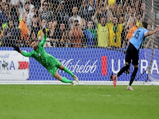 Copa Amrica: Brasil joga mal, perde para o Uruguai nos pnaltis e  eliminado