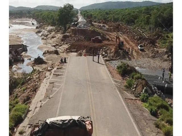 DNIT afirma que obra da ponte de Lajes est em execuo