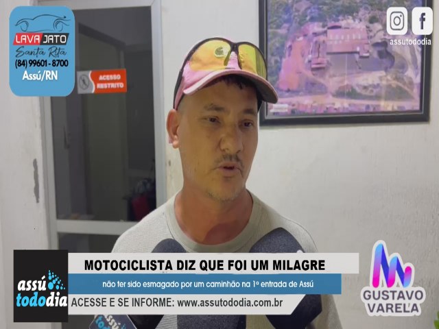 Motociclista agradece a Deus por no ter sido esmagado por um caminho na 1 entrada de Ass