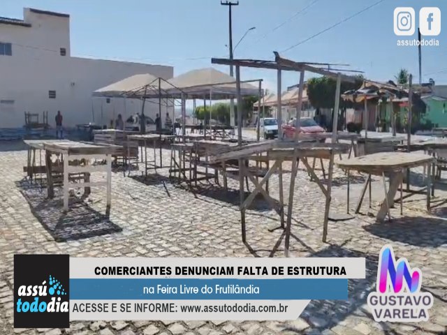 Comerciantes denunciam falta de estrutura na Feira Livre do Frutilndia