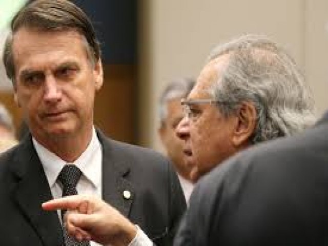 Proposta de Guedes de reajustar salrio mnimo e aposentadoria abaixo da inflao viraliza