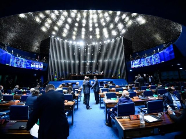 PEC da Transio garante 28 assinaturas e passa a tramitar no Senado