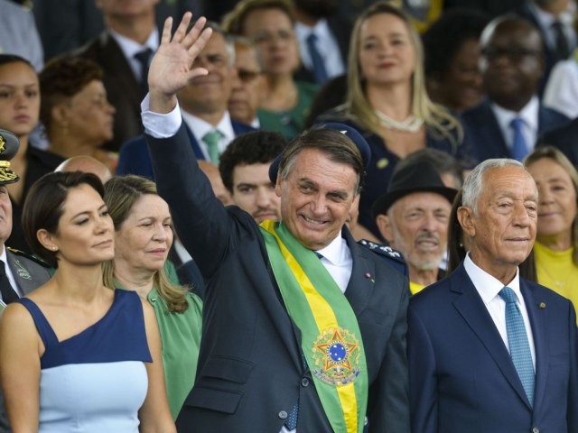 Bolsonaro viaja aos Estados Unidos e no ir passar faixa a Lula