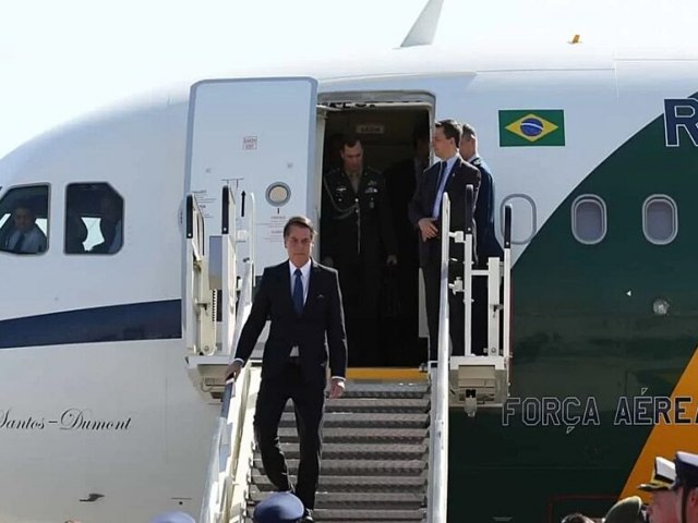 Militar preso com cocana em avio da FAB pode ter usado carto corporativo de Bolsonaro