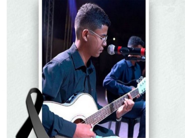 CANTOR SERTANEJO DE 17 ANOS MORRE APS SER ATINGIDO POR RAIO EM FAZENDA DE CUMARI