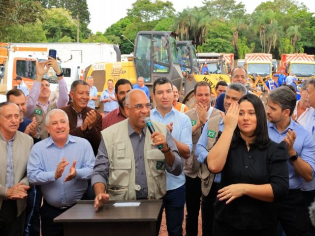 Rogrio Cruz lana frente de servios e defende unio entre prefeitura, vereadores e populao