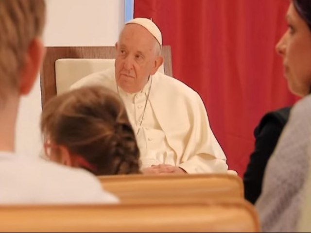 Fechar a porta a migrantes contraria lies de Jesus, diz papa Francisco