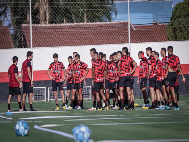 De olho na liderana da Srie B, Atltico Goianiense recebe o Ava no Accioly