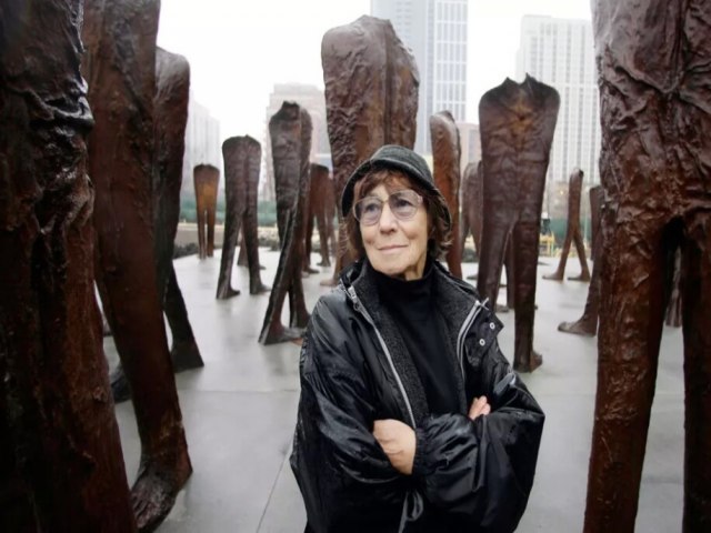 Quem  Magdalena Abakanowicz, artista homenageada hoje pelo Google