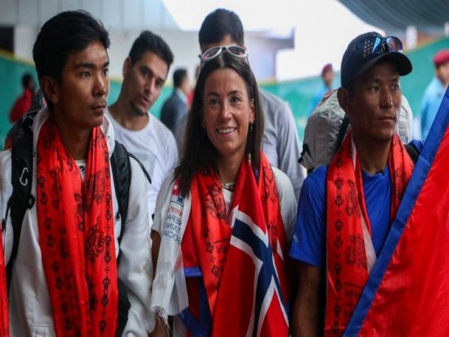 A alpinista que, na tentativa de quebrar recorde,  acusada de no ajudar guia que morreu