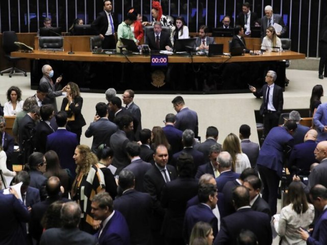 STF forma maioria para Congresso adequar nmero de deputados  populao dos estados