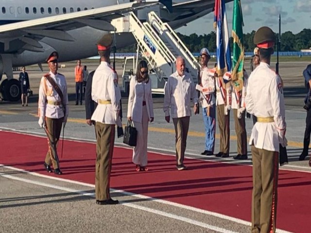 Lula desembarca em Cuba com misso de reaver emprstimo do BNDES para porto de Mariel