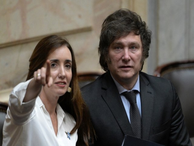 Milei afirma que economia da Argentina 'vai piorar no curto prazo com ajuste fiscal duro', no discurso de posse