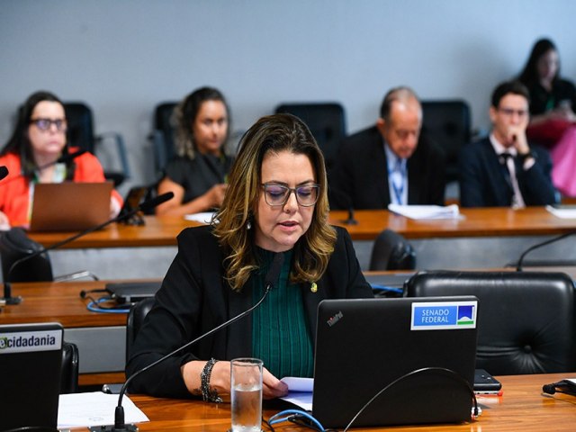 CEsp aprova obrigao de seguro para atletas que representem o Brasil