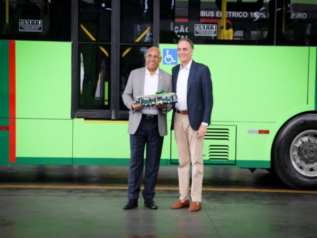 Rogrio Cruz garante que ser o prefeito que ir entregar o BRT Norte-Sul