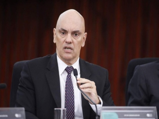 Moraes mantm priso de suspeitos de ameaas, mas se declara impedido de julgar caso