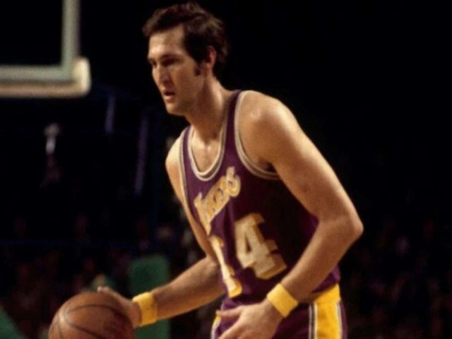 Morre ex-jogador Jerry West, que serviu de inspirao para logo da NBA