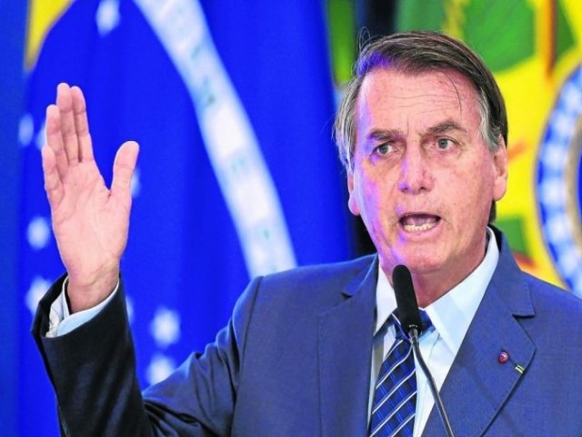 Rejeio a governo Bolsonaro volta a bater recorde, diz pesquisa