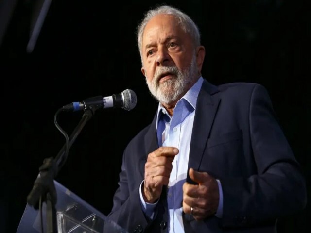 Candidatos do PT, partido do presidente Lula, vencem em apenas 4 das 13 cidades disputadas